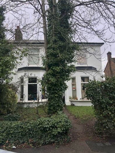 2 Bedroom Flat To Rent In Thyra Grove, Finchley, N12