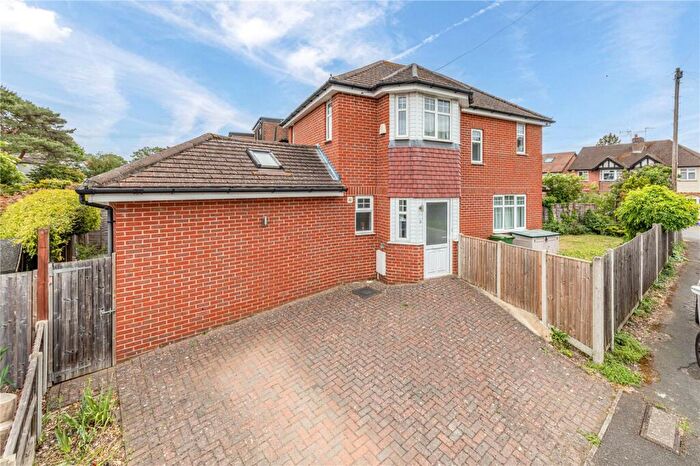 3 Bedroom Detached House For Sale In Studland Road, Byfleet, West Byfleet, Surrey, KT14