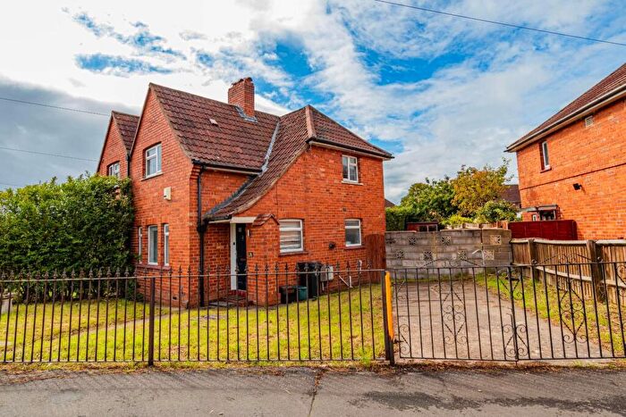 3 Bedroom House To Rent In Chedworth Road, Lockleaze, Bristol, BS7