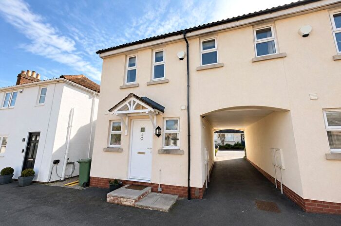2 Bedroom Semi Detached House To Rent In Back Stoke Lane, Bristol, Somerset, BS9
