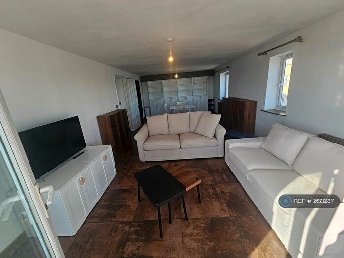 2 Bedroom Flat To Rent In Chichester Wharf, Erith, DA8