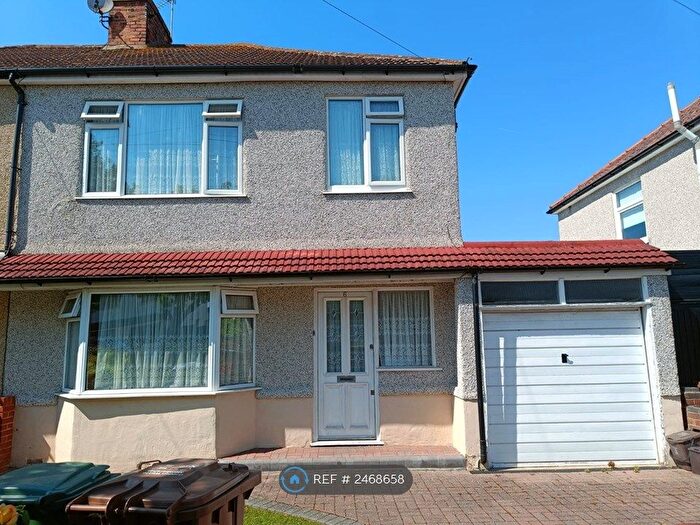 3 Bedroom Semi-Detached House To Rent In Dansington Road, London, DA16