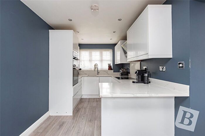 3 Bedroom End Of Terrace House For Sale In Betjeman Way, Ongar, Essex, CM5