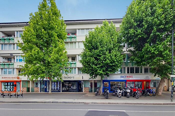 3 Bedroom Flat For Sale In Tawny Way, London, SE16