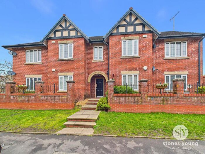 3 Bedroom Flat For Sale In Pendle Drive, Whalley, BB7