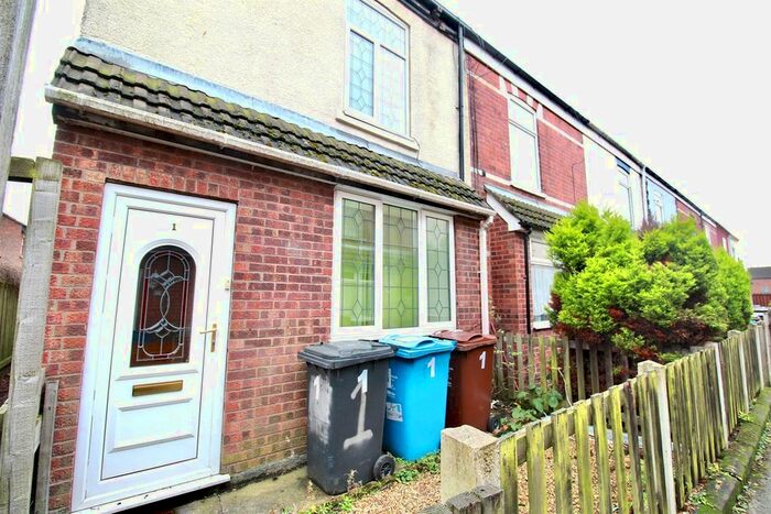 2 Bedroom End Of Terrace House To Rent In Minnies Grove, Walton Street, Hull HU3