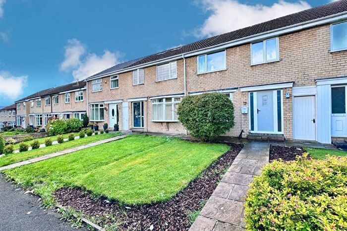 3 Bedroom Terraced House For Sale In Arrowscroft Way, Hollingworth, SK14