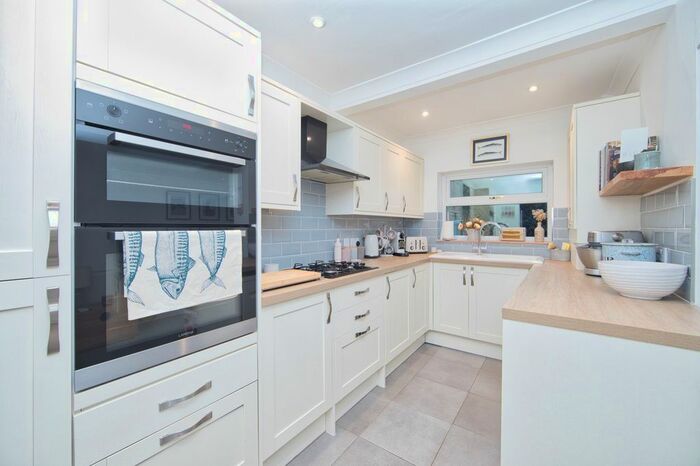 2 Bedroom Terraced House For Sale In Lower Street, Eastry, CT13