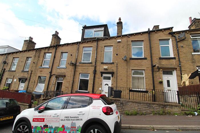 2 Bedroom Terraced House To Rent In East Parade, Sowerby Bridge, HX6