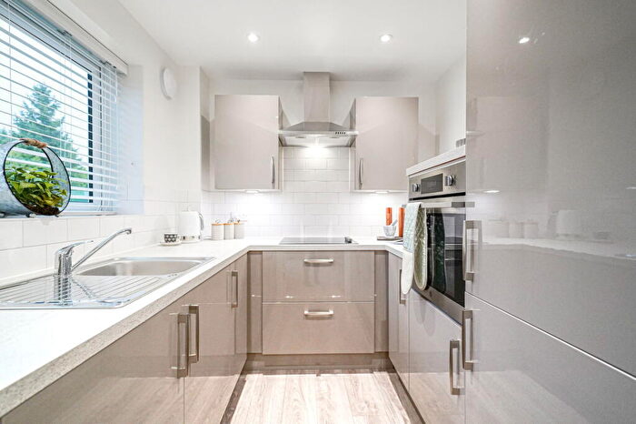 2 Bedroom Retirement Property For Sale In Apartment, Bower Lodge, Shirley, B90