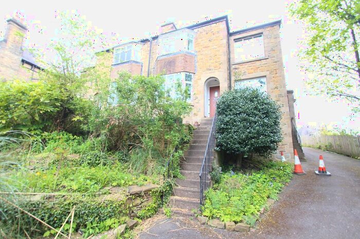 2 Bedroom Flat To Rent In Brocco Bank, Sheffield, S11