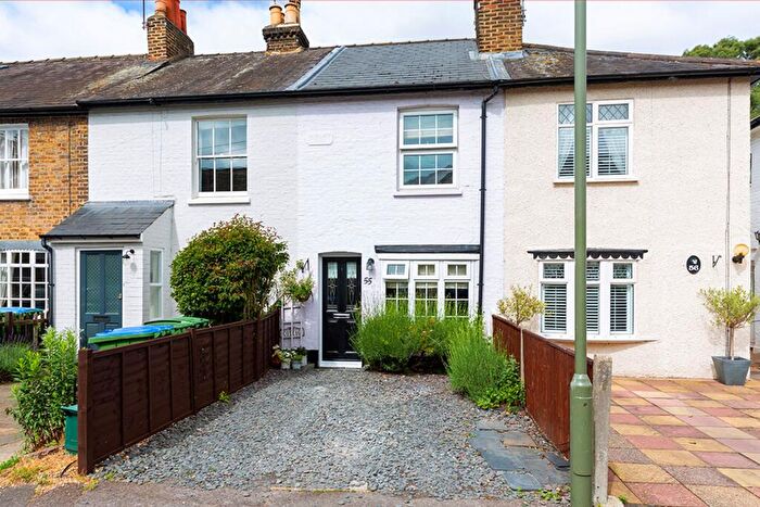 3 Bedroom Terraced House For Sale In Rushett Close, Thames Ditton, KT7