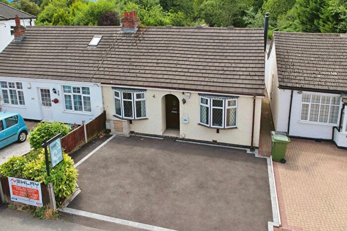 3 Bedroom Semi-Detached Bungalow For Sale In Bhylls Lane, Castlecroft, Wolverhampton, WV3