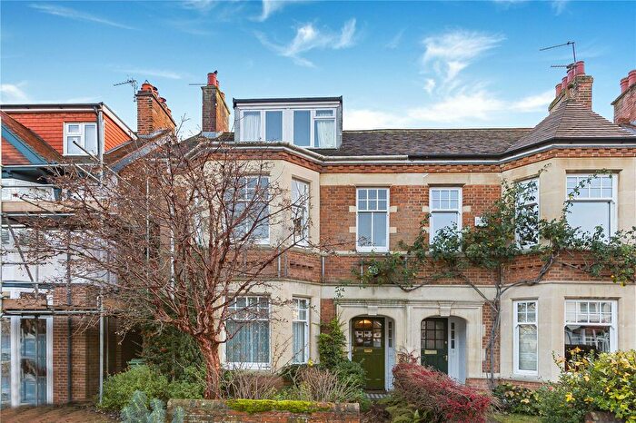 5 Bedroom Semi-Detached House For Sale In Lonsdale Road, Summertown, OX2