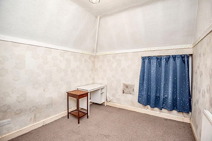 3 Bedroom End Of Terrace House For Sale In Great North Road, Woodlands, Doncaster, DN6