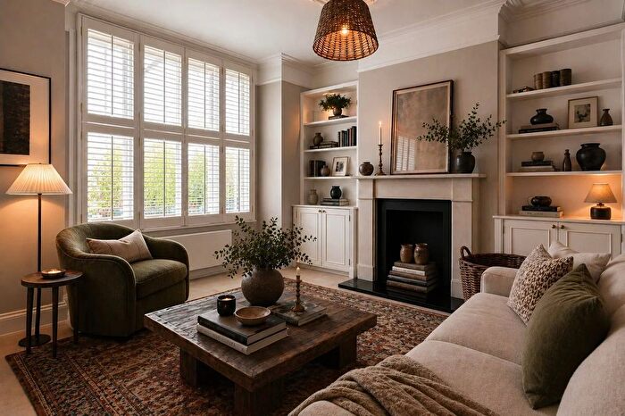 2 Bedroom Semi-Detached House For Sale In Felsham Road, London, SW15