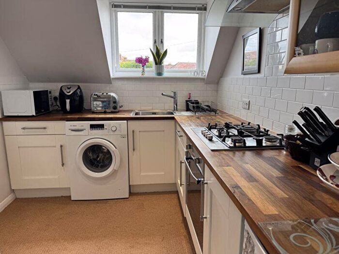 2 Bedroom Flat For Sale In The Old Brewery, Pound Lane, Wareham, BH20 - Photo 3