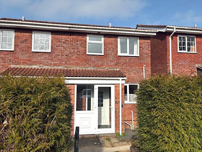 2 Bedroom Semi Detached House For Sale In Roman Way, Honiton, EX14