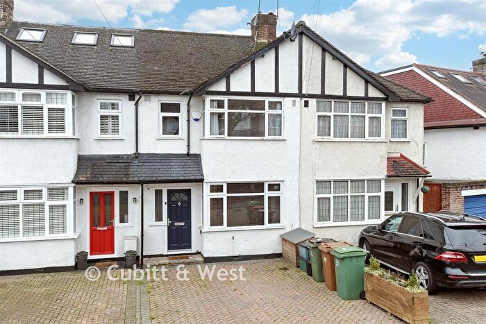 3 Bedroom Terraced House For Sale In Stayton Road, Sutton, Surrey, SM1