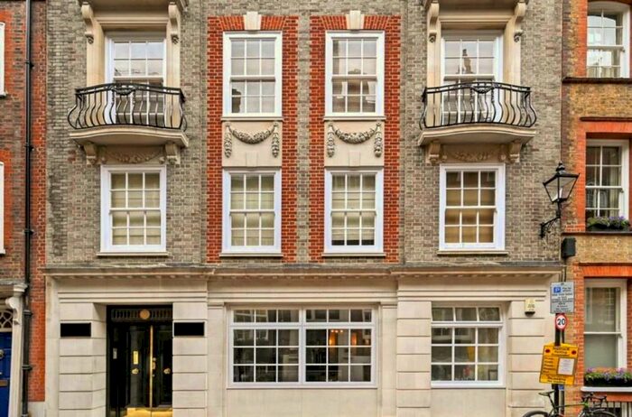 2 Bedroom Flat To Rent In Old Queen Street, London, SW1H