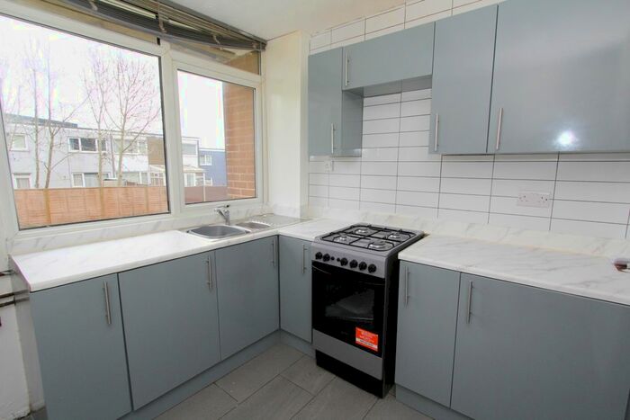2 Bedroom Maisonette To Rent In Bowshaw Avenue, Sheffield, S8
