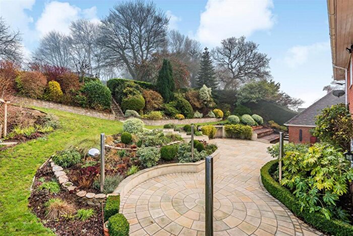 5 Bedroom Detached House To Rent In Highbourne Park, Lenham, Maidstone, ME17