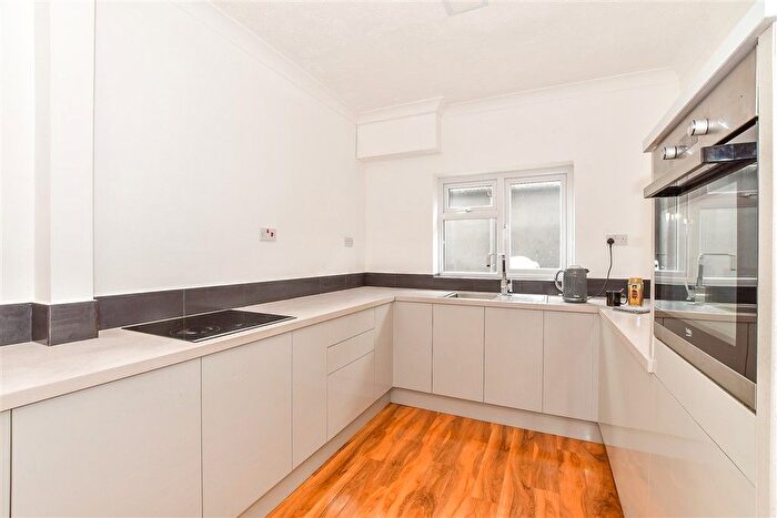 2 Bedroom Detached House For Sale In Battery Road, Lydd On Sea, Kent, TN29