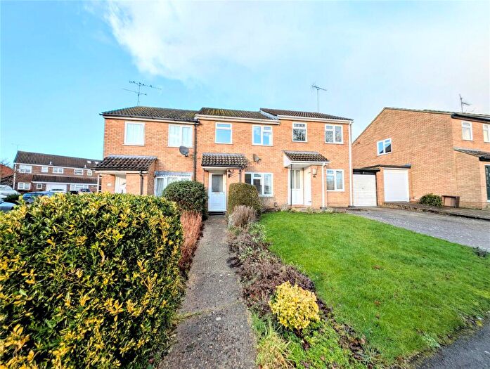 2 Bedroom Terraced House To Rent In Jupiter Way, Wokingham, RG41