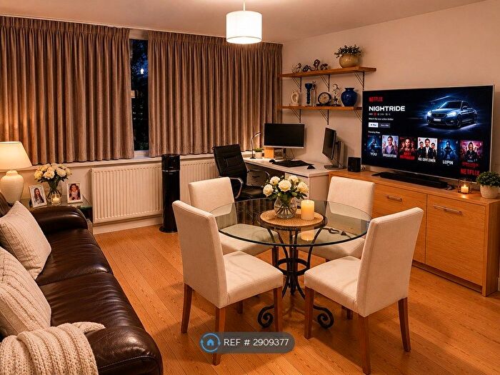 2 Bedroom Maisonette To Rent In Pitfield Way, London, NW10