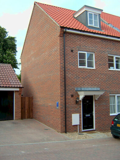 4 Bedroom House To Rent In Attoe Walk, NR3