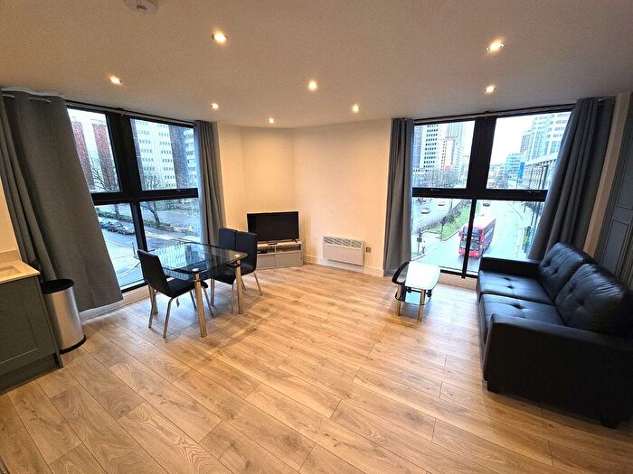 2 Bedroom Flat To Rent In Flat, Alhambra House, St. Michaels Road, Croydon, CR9