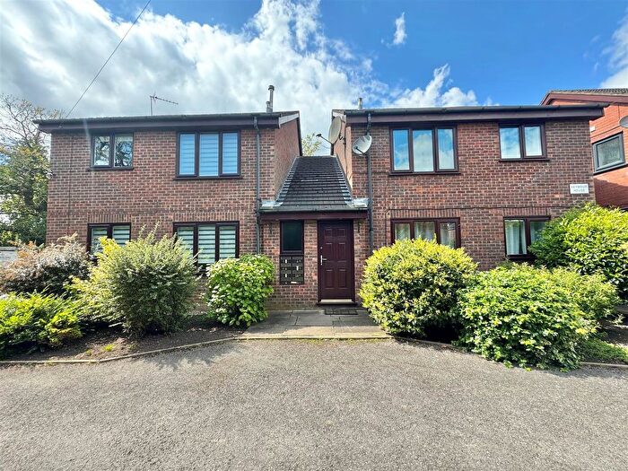 1 Bedroom Flat For Sale In Tudor Road, Wilmslow, SK9