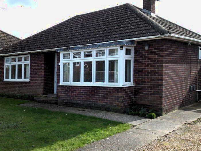 2 Bedroom Detached Bungalow To Rent In Warren Close, Brandon, IP27