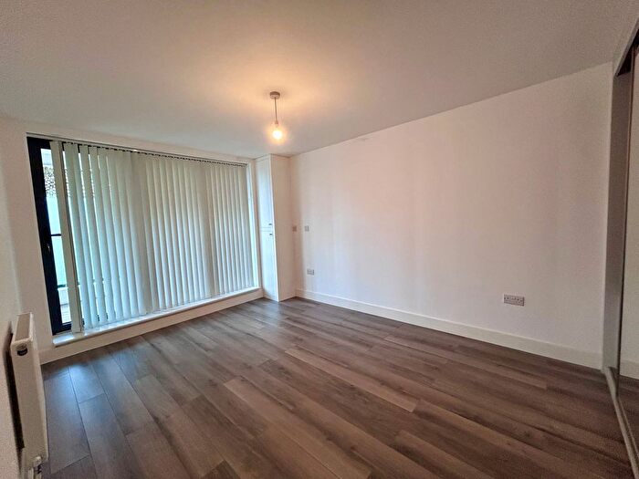 1 Bedroom Flat To Rent In Landfield Court, SE25