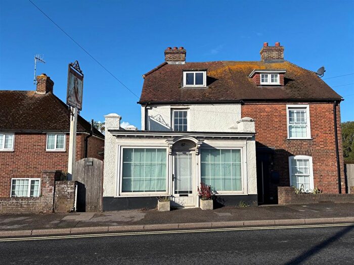 3 Bedroom Semi-Detached House For Sale In Winchelsea Road, Rye, TN31