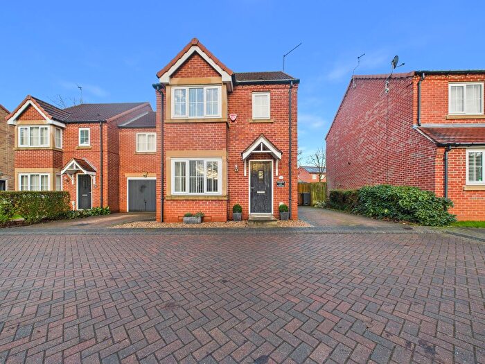 3 Bedroom Detached House For Sale In Saltshouse Road, Hull, HU8