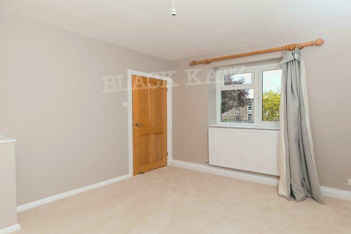 1 Bedroom Flat To Rent In St Georges Lodge, Muswell Hill, N10