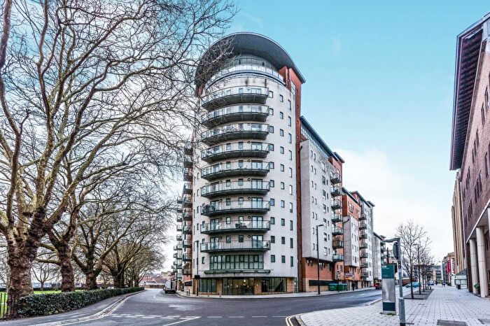 2 Bedroom Flat To Rent In Briton Street, Southampton, SO14