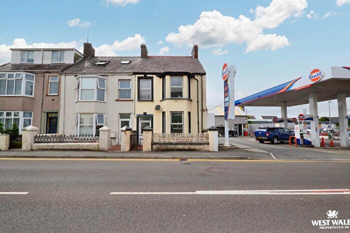 3 Bedroom Terraced House For Sale In Great North Road, Milford Haven, SA73