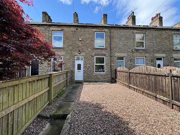 3 Bedroom Terraced House To Rent In Norman Road, Huddersfield, HD8
