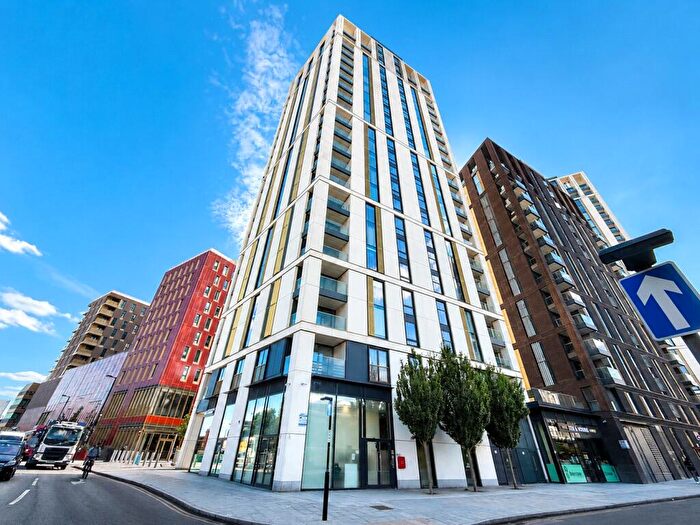 2 Bedroom Flat For Sale In Station Road, Lewisham, London, SE13