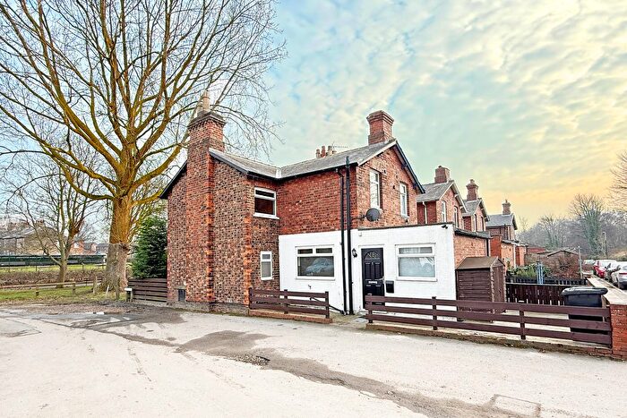 2 Bedroom End Of Terrace House To Rent In Spa Road, Harrogate, HG2