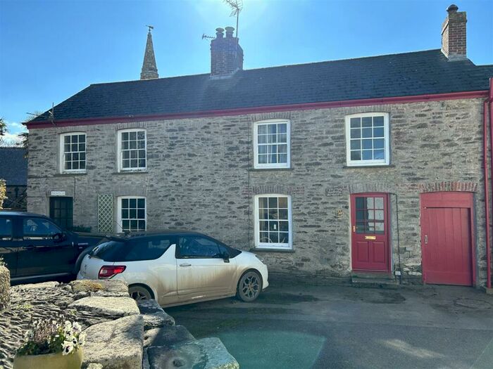 3 Bedroom Terraced House For Sale In St. Ewe, PL26