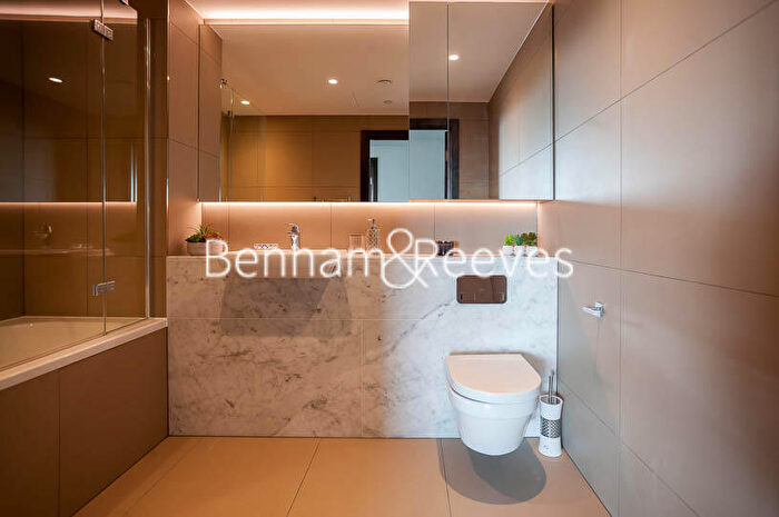 2 Bedroom Apartment To Rent In Rosemary Place, Royal Mint Street, E1