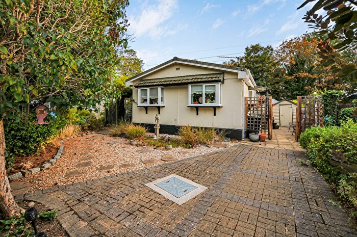 2 Bedroom Detached Bungalow For Sale In Firs Drive, Orchards Residential Park, Slough, SL3