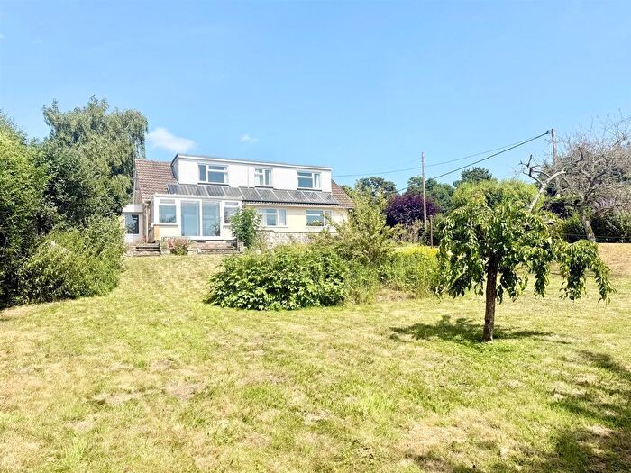 4 Bedroom Property For Sale In Ferry Lane, Fownhope, Hereford, HR1
