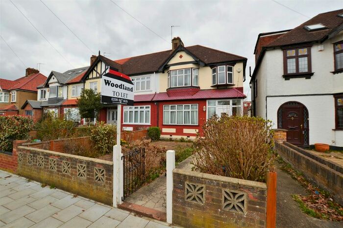 3 Bedroom End Of Terrace House To Rent In Syon Lane, Isleworth, TW7