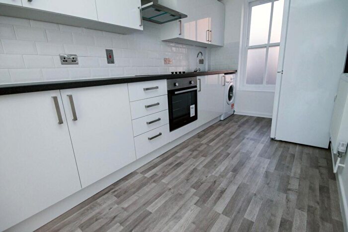 5 Bedroom Terraced House To Rent In High Street St. Gregorys, Canterbury, CT1