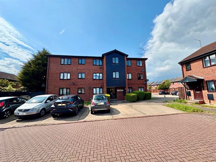 1 Bedroom Flat To Rent In Hadrians Court, Peterborough, PE2