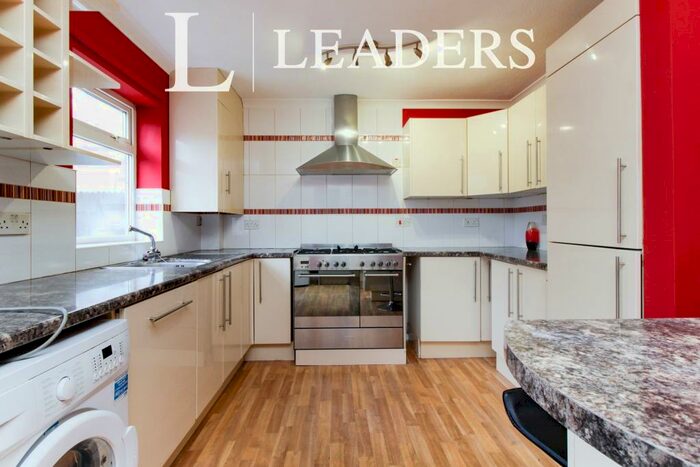 3 Bedroom End Of Terrace House To Rent In Froddington Road, Southsea, PO5